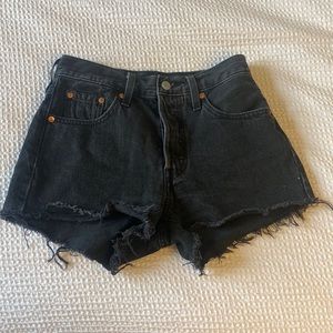 Size 24W Levi’s 501 black shorts.